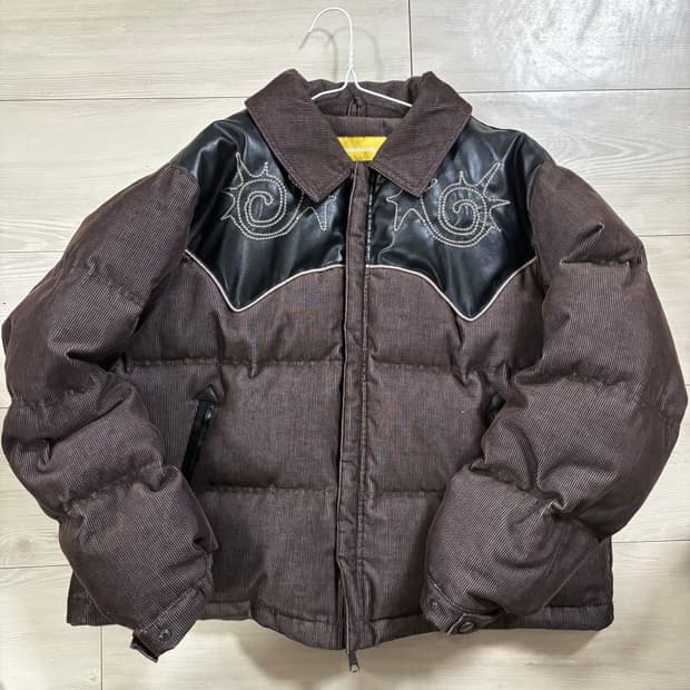 메인부스 우디 덕 다운 패딩 브라운