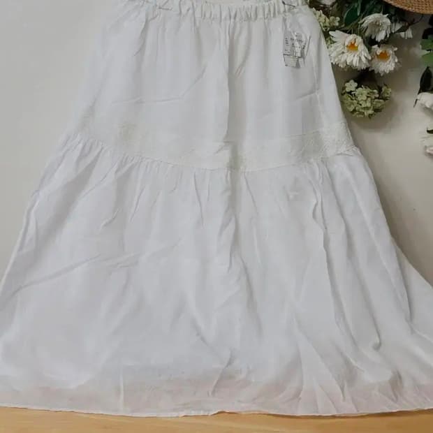 일본빈티지 새제품 화이트 레이스 치마 CINEMACLUB