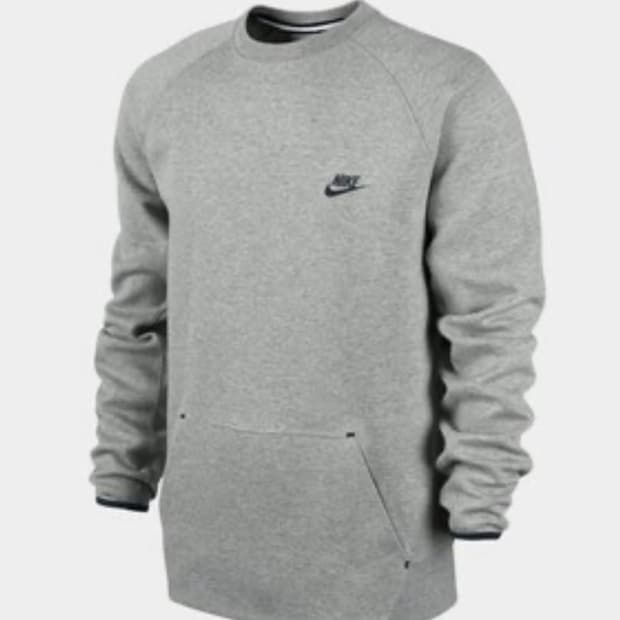 나이키 테크 플리스 맨투맨