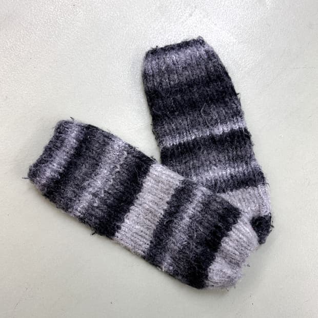 gray gradation knit leg warmer