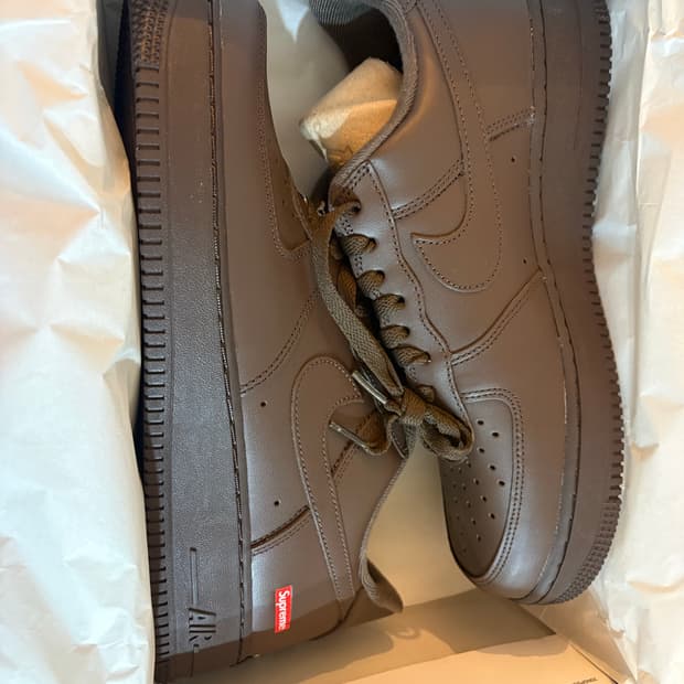 슈프림 에어포스1 로우 바로크 브라운