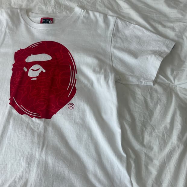 베이프 30주년 반팔티