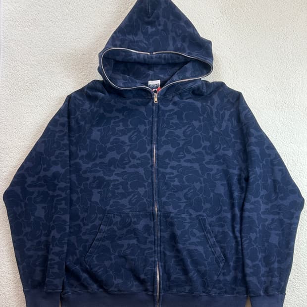 베이프 후드집업