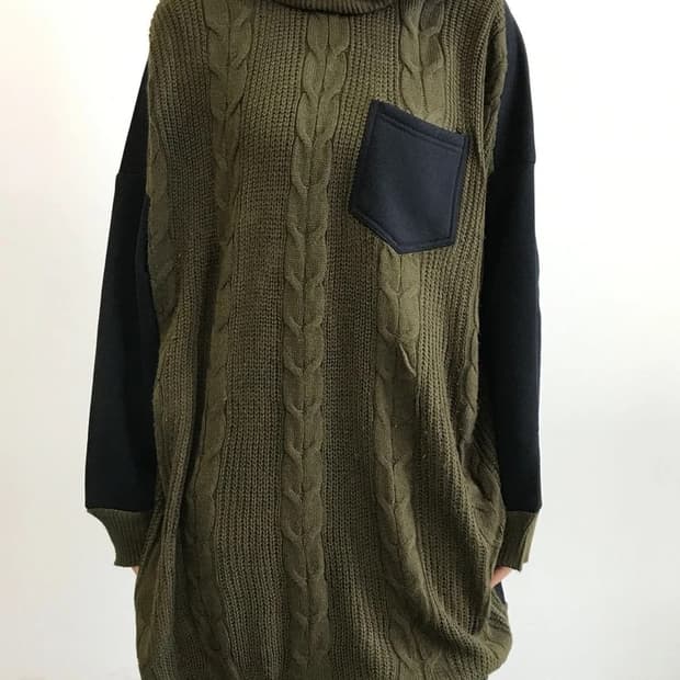 SMILE LAND Color Block Cable Knit Hoodie