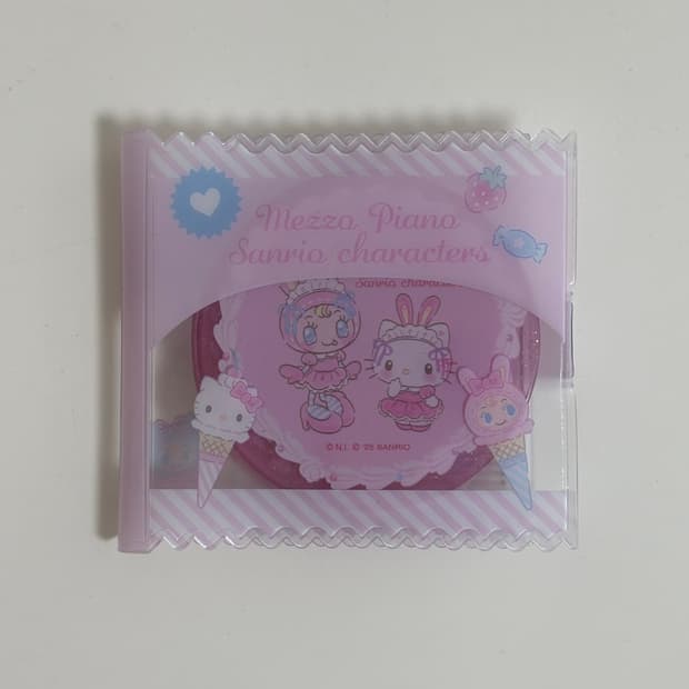 Sanrio x Mezzo piano 거울빗세트