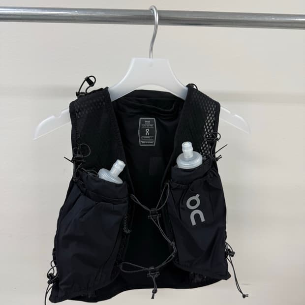 온러닝 울트라 베스트 블랙