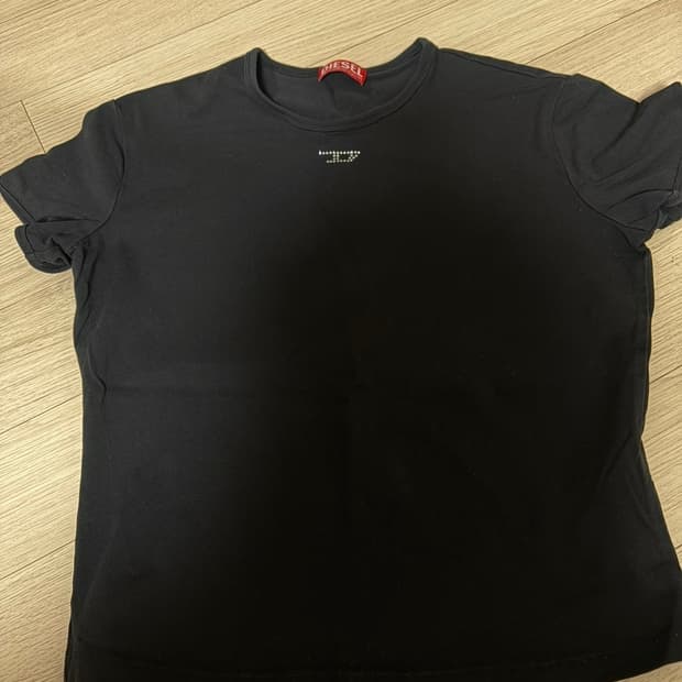 디젤 언큐티 큐빅 반팔 m 