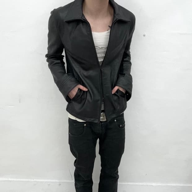 No id leather jacket