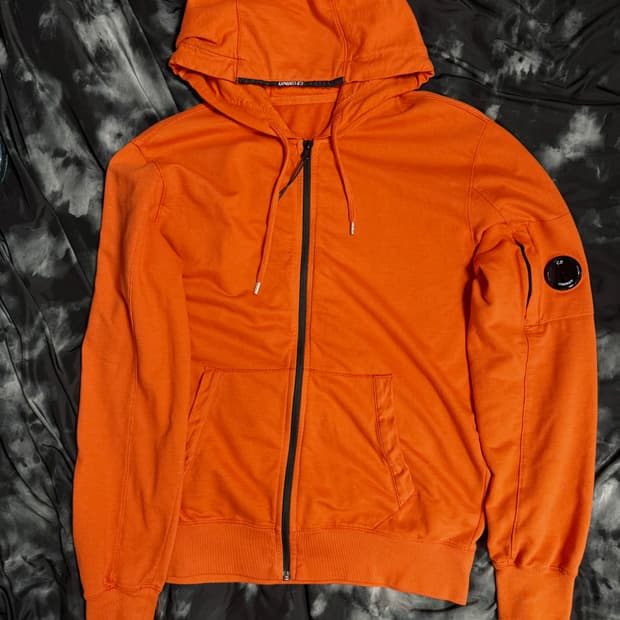 CP컴퍼니 후드집업 인기매물