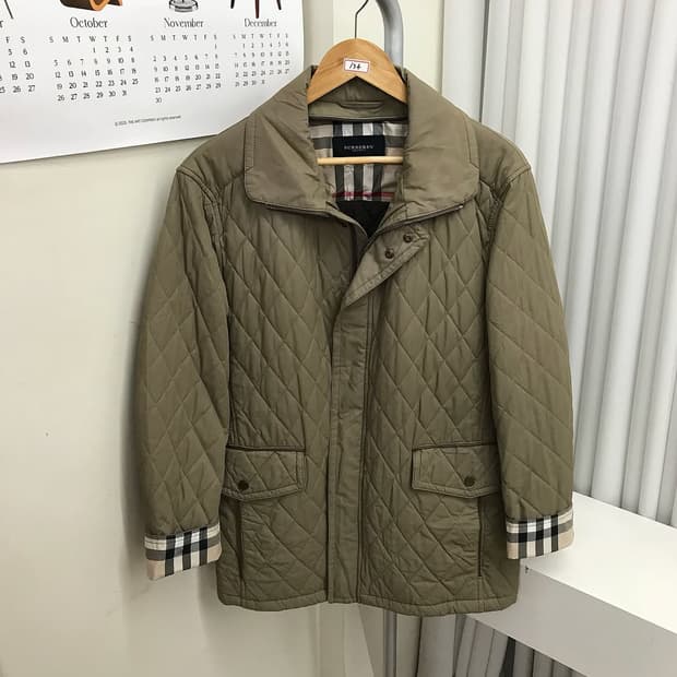 버버리 누빔 퀼팅 자켓