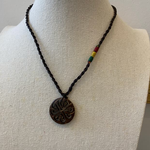 에스닉 무드 우드 나무 팬던트 목걸이