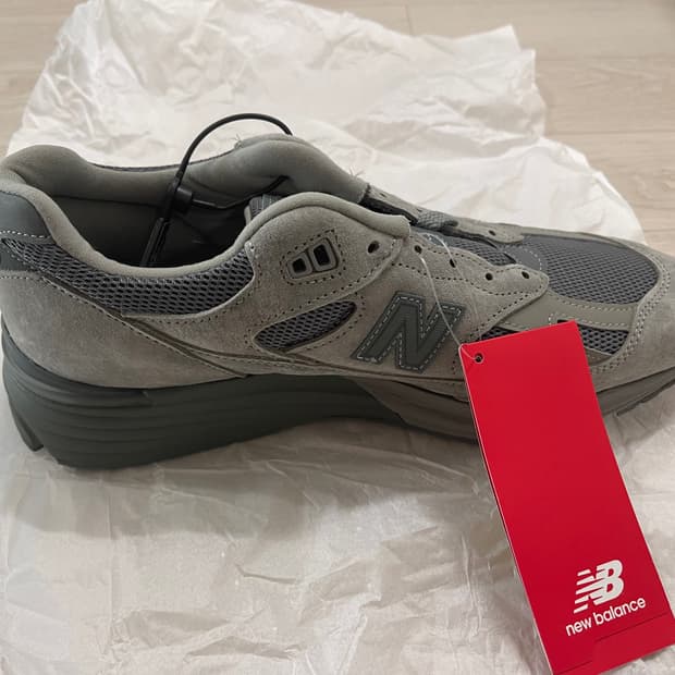 뉴발란스 x 디스이즈네버댓 991v2 (새상품)