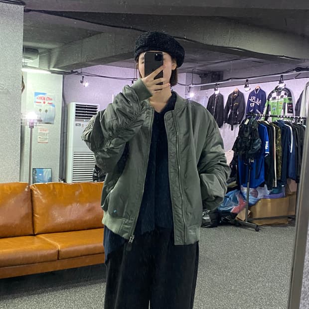 엑스톤즈 빅로고 카키 ma1 B2847