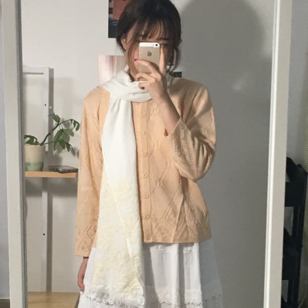 피치 펀칭 니트 가디건
