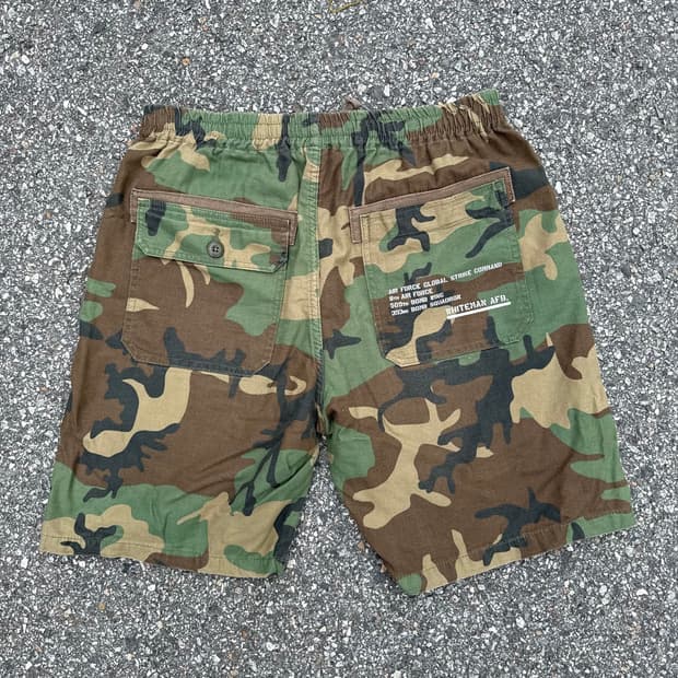 AVIREX Japan Woodland Camo Shorts 아비렉스