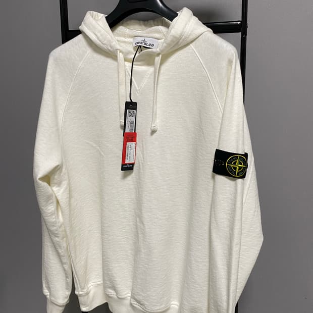 스톤아일랜드후드티L 새상품