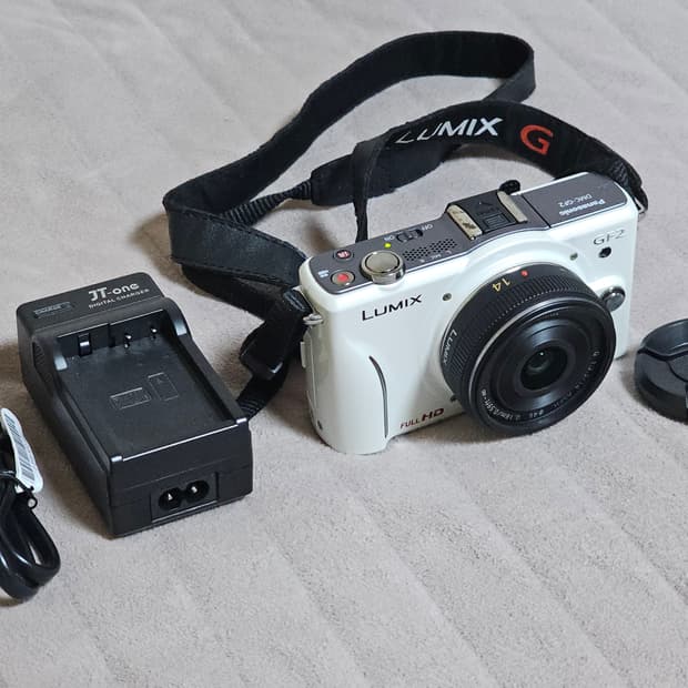 Panasonic LUMIX DMC-GF2 미러리스 카메라
