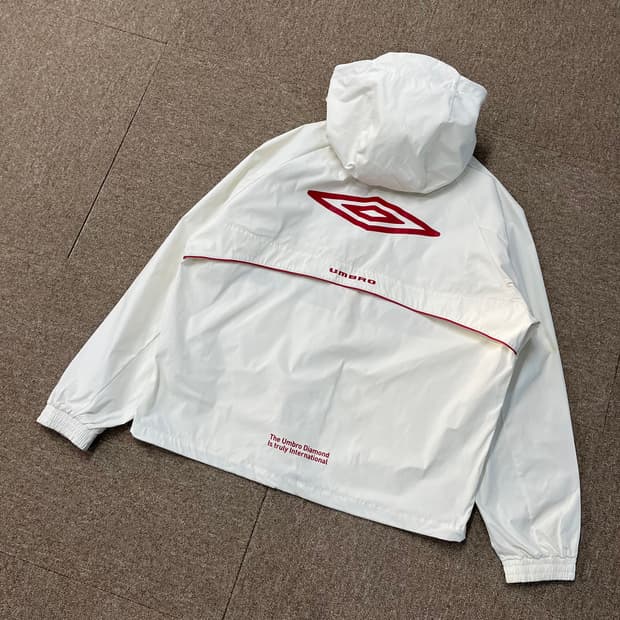 엄브로 슈퍼벤틸레이션 후드 집업자켓