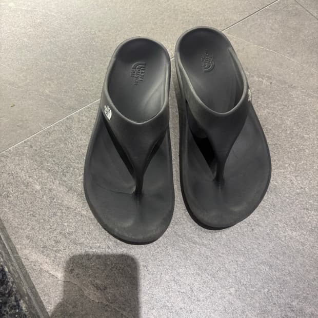 노스페이스 쪼리