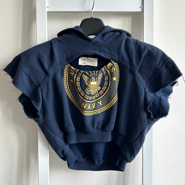 77circa 크롭 후드 (미야오 착용)