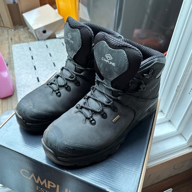 캠프라인 블랙스톰 280mm(반업 285가능) 1회착용