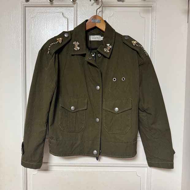 코치 카키색 큐빅 봄버 자켓
