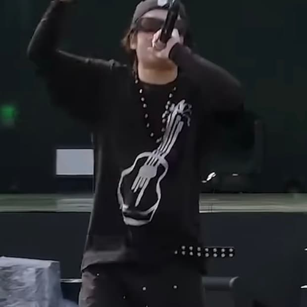 TheOpen Product × WORKSOUT 실버 글리터 반팔