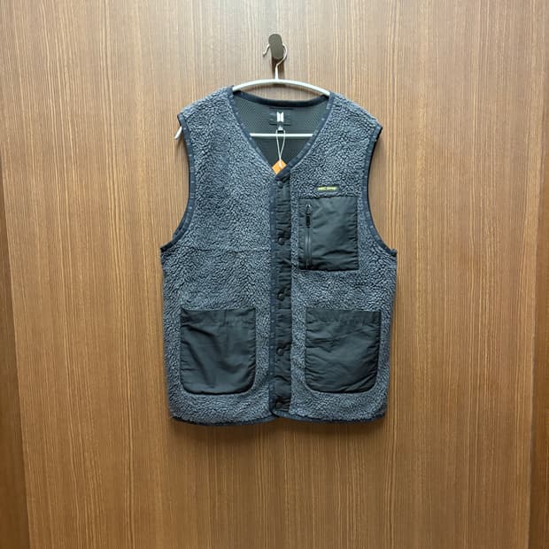 BTS 후리스 조끼