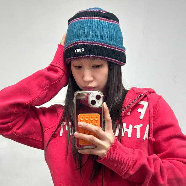 오베이 자수로고 스트라이프 비니