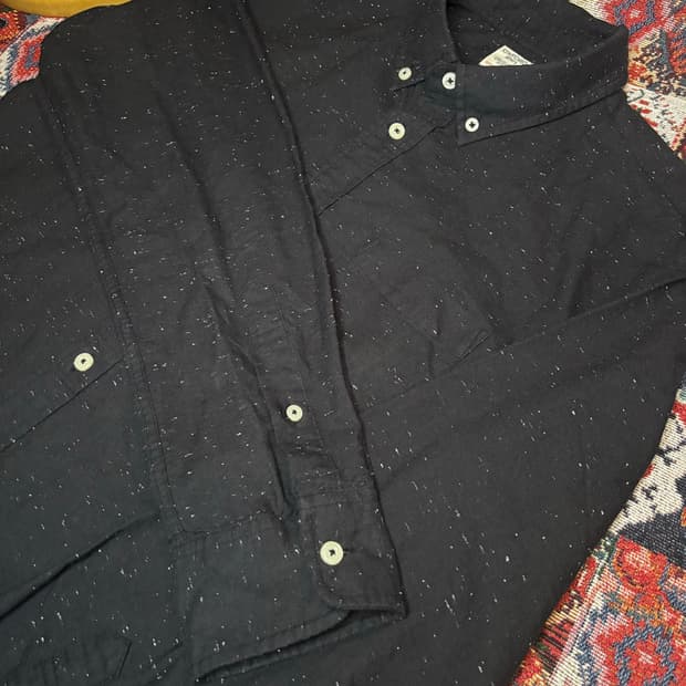 Minimal and neat daily oxford shirt