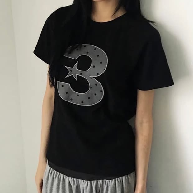 바우프 3 logo 도트 슬림핏 티셔츠 [블랙]