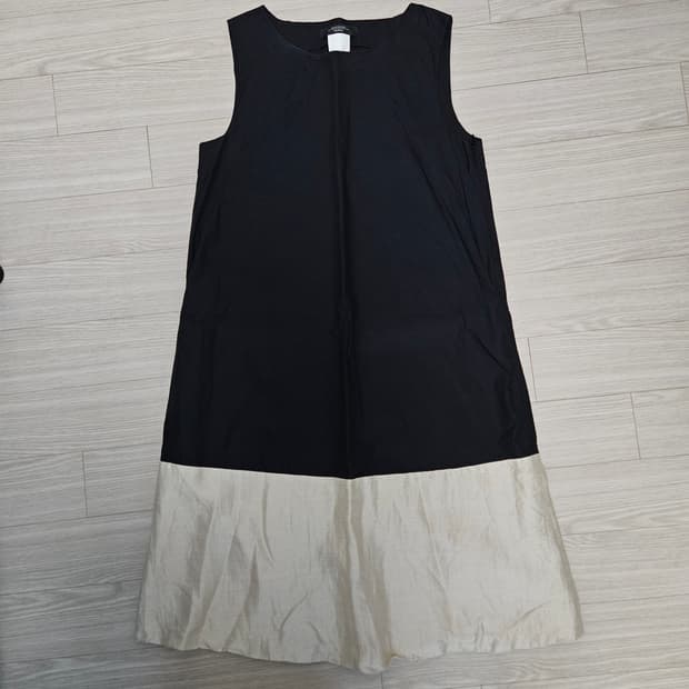 막스마라 나시 원피스 블랙베이지