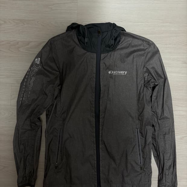 디스커버리 바람막이