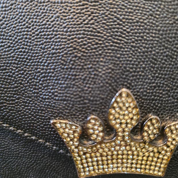 제이에스티나 크로스백