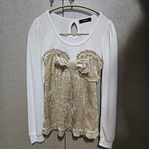 빈티지 라떼갸루 로걀 러블리 벨벳 레이어드 롱슬리브 탑