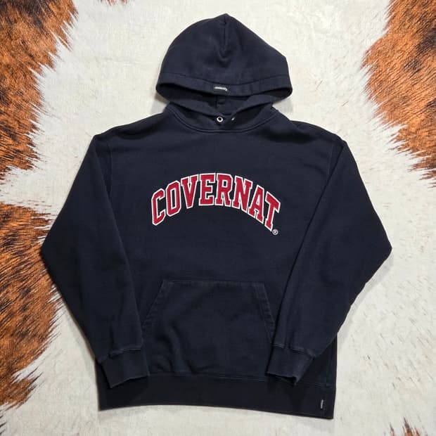 커버낫 네이비 레드 로고 자수 후드티