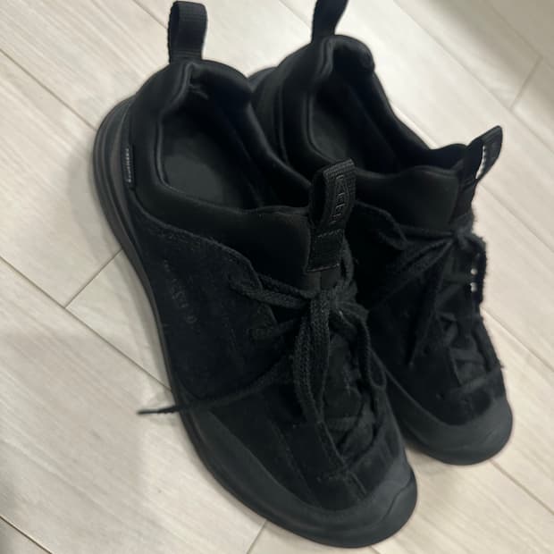 Keen 스니커즈 블랙 250