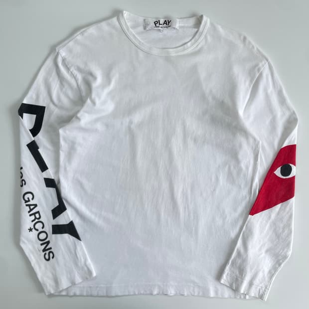Comme des Garcons  꼼데가르송 슬리브로고 화이트 롱슬리브