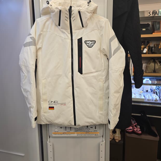 ​다이나핏 DNA 라인 스키/보드 겸용 고기능성 자켓