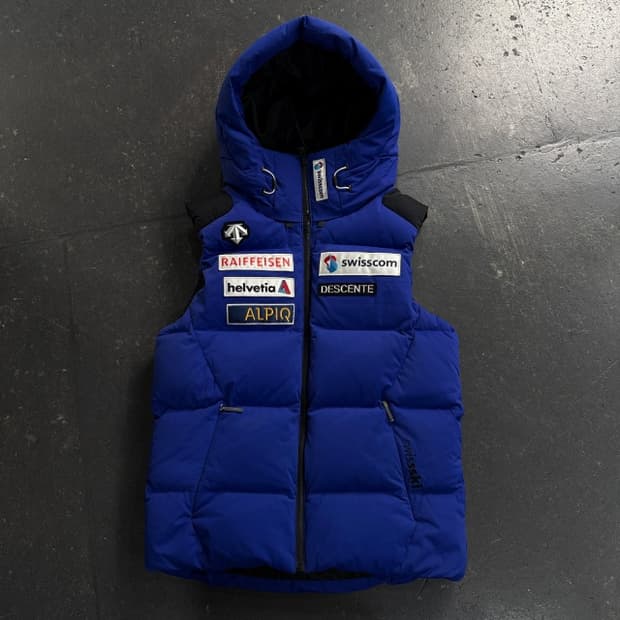 95 데상트 아우디 패딩조끼