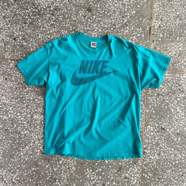 90s 나이키 스우시 티셔츠