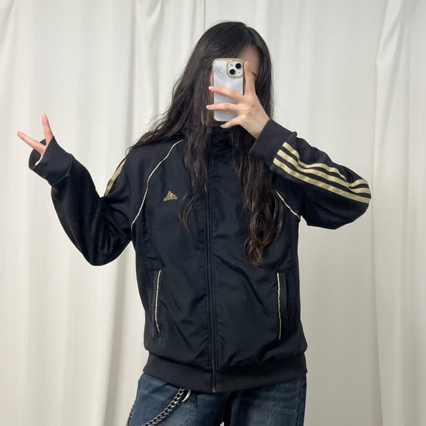 Adidas black & gold jersey