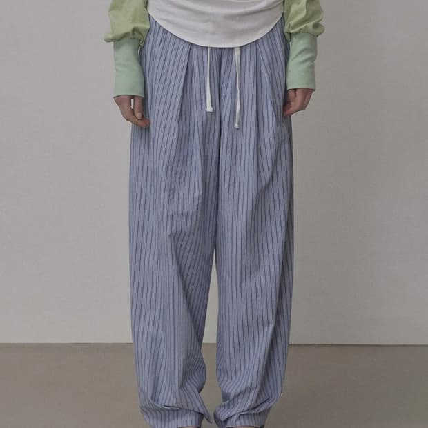 Bed To Go Pintuck Pants Blue Stripe 스컬프터