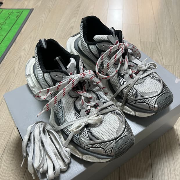 (45)발렌시아가3xl  그레이화이트 레드