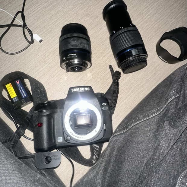 저 구성 전부 드립니다 빈티지 디지털 카메라 삼성 g-10