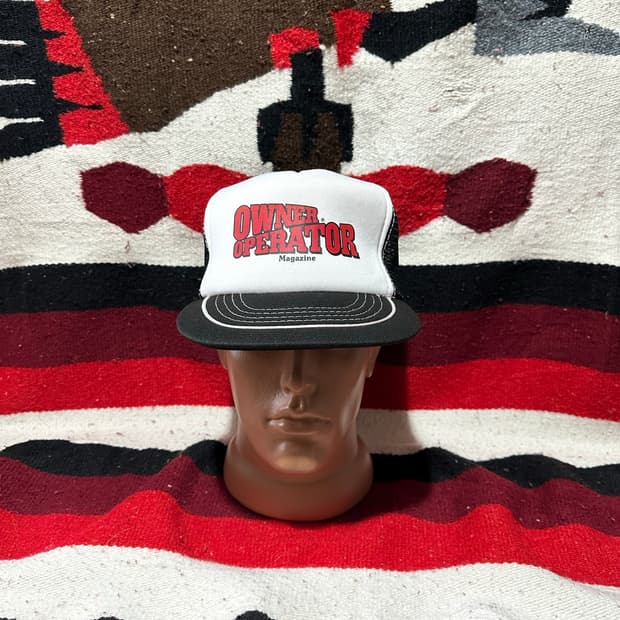 [빈티지] •Vintage 80s Magazine Trucker Cap.