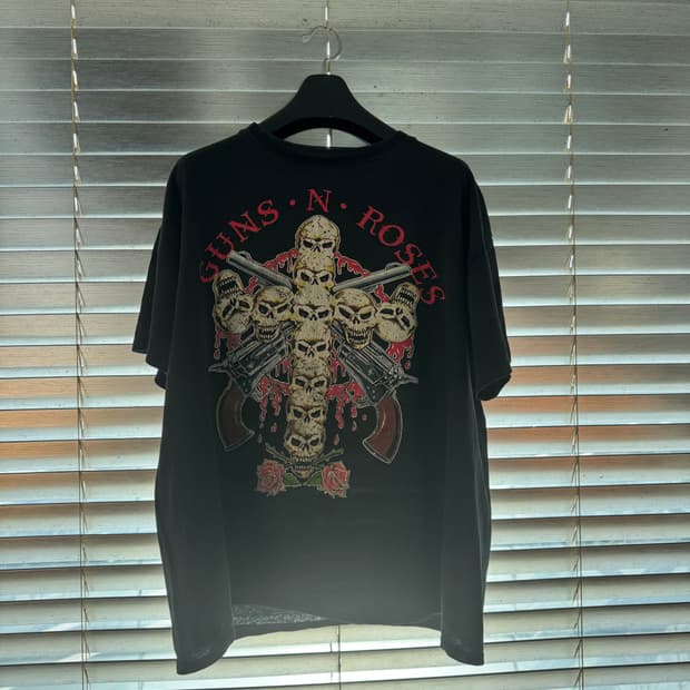 [OS, XXL] 건즈 앤 로지스 Use Your Illusion 밴드티