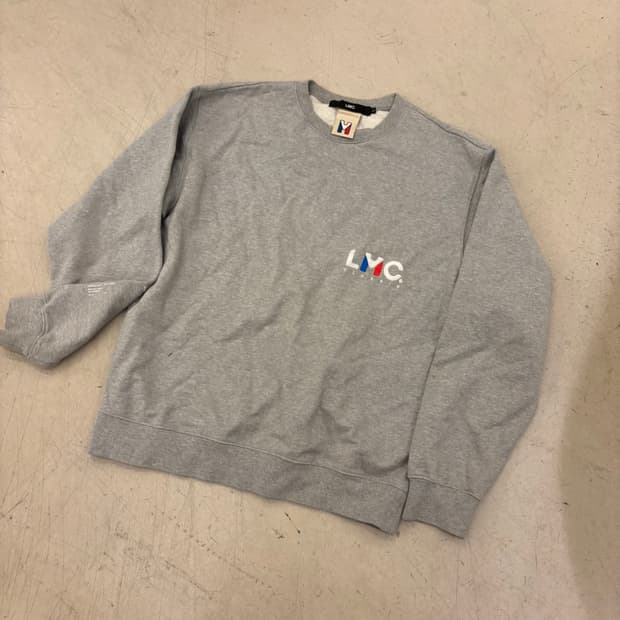 Lmc x 밀레 스몰로고 맨투맨