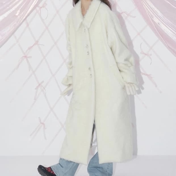 마가린핑거스 헤어리 울 코트 아이보리