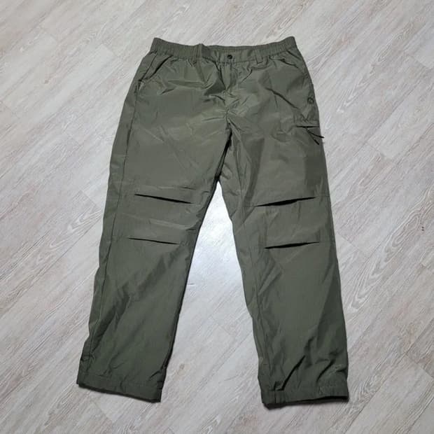 마무트 카키 패딩바지